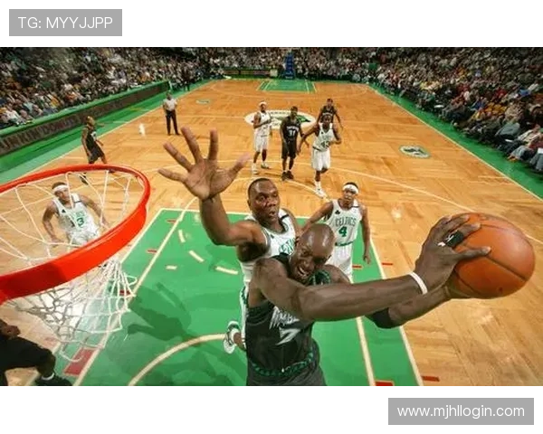 篮球SF全称及位置特点，锋线球员在比赛中的多面性解析